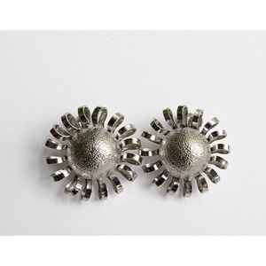 Coro Mod Flower Earrings Silver Metal Clip-On Backs